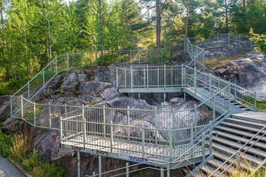 Rovaniemi Nature Tour with Local BBQ Experience and HD Photos 4