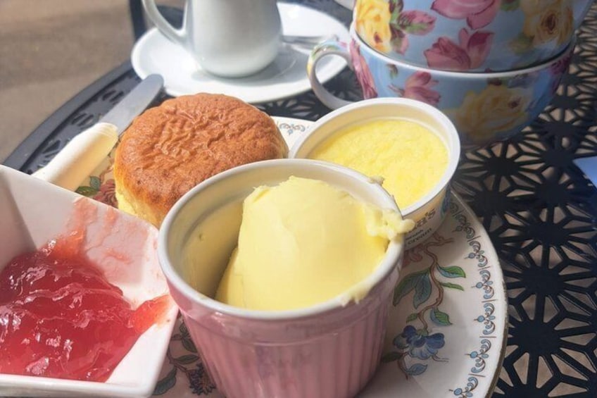 Kent Countryside Castle Boat Cream Tea and Pub Full Guided Tour 2