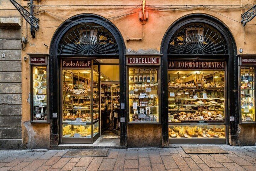 Bologna Street Food Walk Taste La Grassa like a local 3