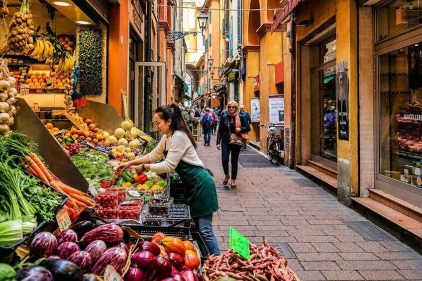 Bologna Street Food Walk Taste La Grassa like a local 2
