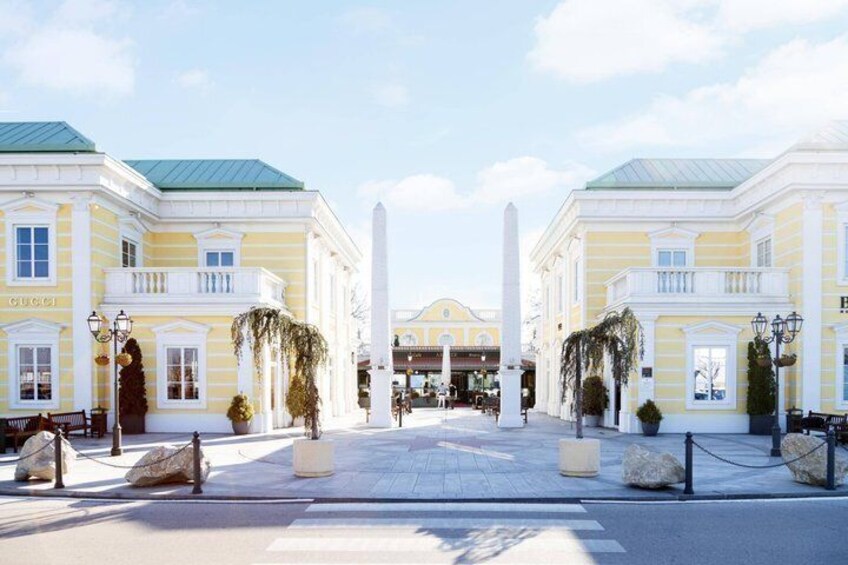 Shuttle Bus Package from Vienna to McArthurGlen Parndorf Outlet 2