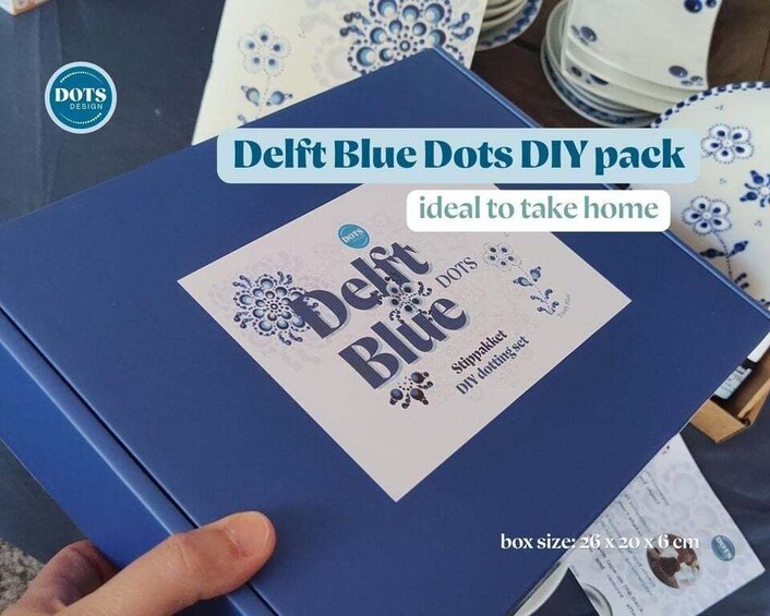 A Delft Blue Dots DIY pack with a label indicating it's ideal for home use. 5