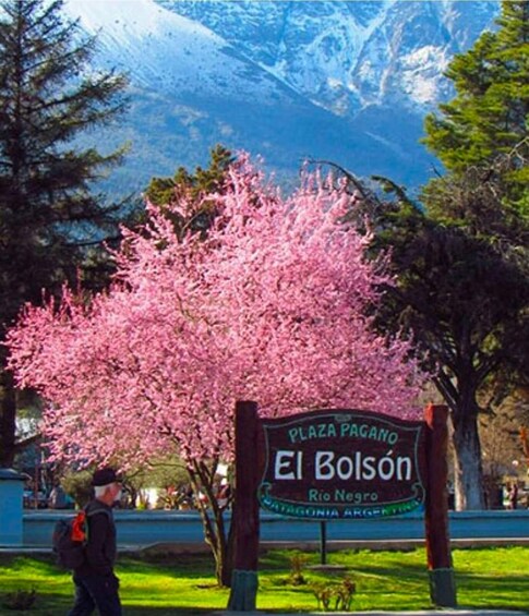 A sign for Plaza Pagano El Bolson in Rio Negro. 3