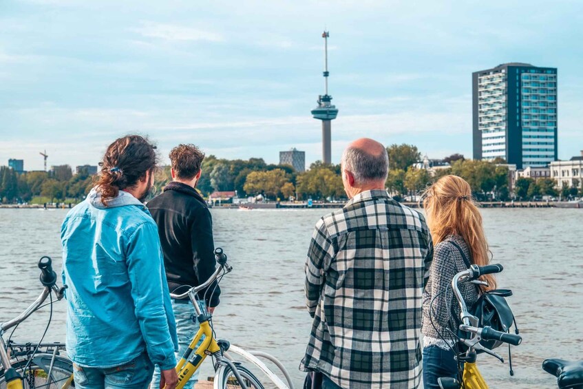 Picture 9 for Activity Discover Rotterdam: Classic Highlights Bike Tour by a Local 4