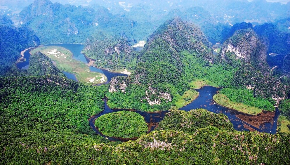 Ninh Binh Day Tour: Hoa Lu, Trang An & Mua Cave 2
