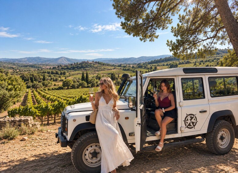 Tarragona: 4x4 + 7 Wine Tasting + Pica Tapas + Hotel Pickup 1