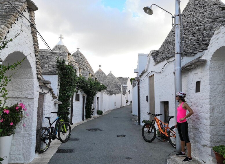 Picture 2 for Activity Riding to Alberobello and countryside with E-Bike 5