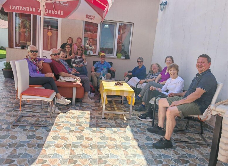 Picture 2 for Activity Sarmale Cooking Class in Brasov with unlimited drinks 2