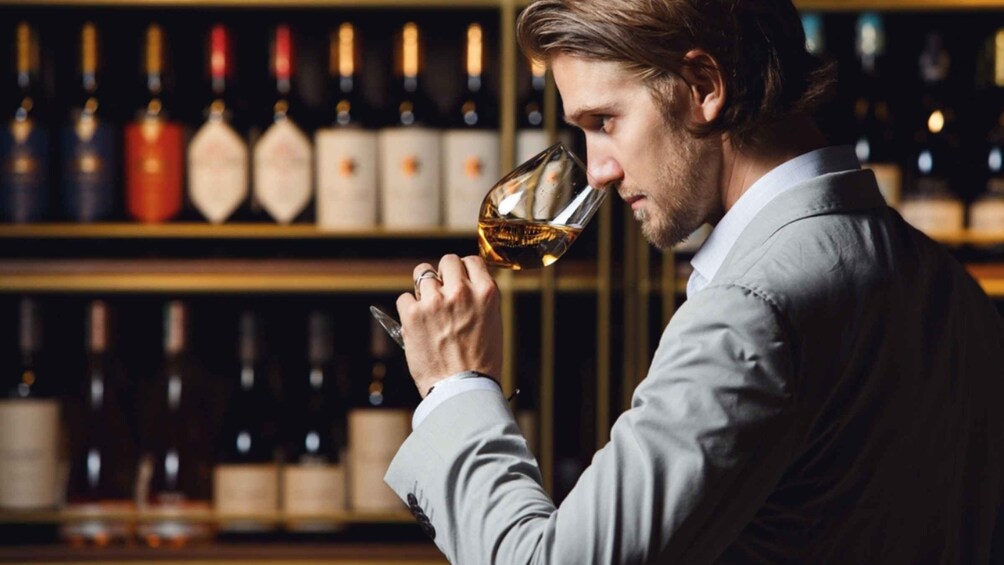 Picture 4 for Activity Wine Tasting Workshop in Menton – 1,5 Hour – Small Groups 2