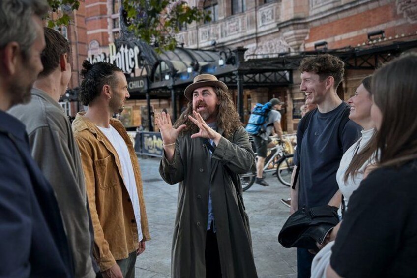 Small Group Dark History of London Tour 1