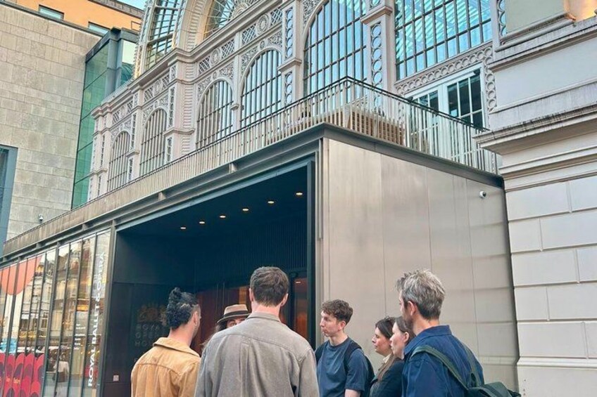 Small Group Dark History of London Tour 4