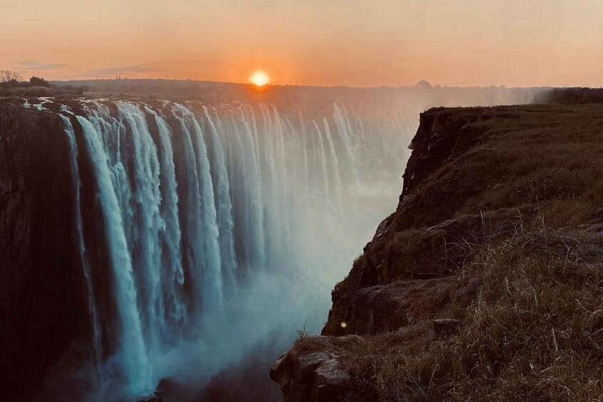 Picture 2 for Activity Victoria Falls(cataract )Guided Tour in Spanish, Zim side 3