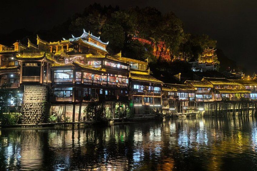 Fenghuang Town and Furong Town Day Tour 3