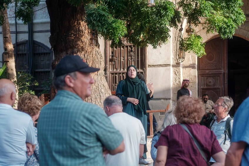 Jeddah: Tour Al Balad with A local Certified Guide 1