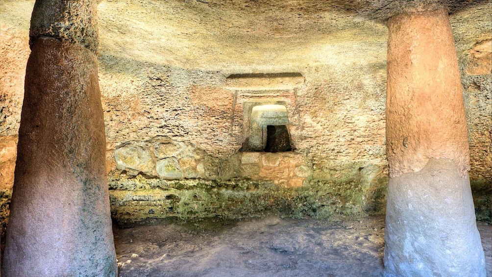 Picture 4 for Activity Alghero: Anghelu Ruju Necropolis with Audio Guides 5