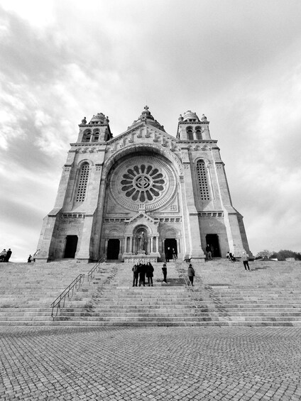 Picture 3 for Activity Capture Your Memories Forever with a Photo Session in Santa Luzia 2