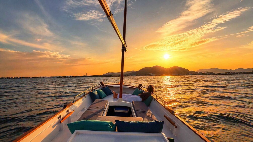 Mallorca, Alcúdia: Sunset on a traditional boat with tapas and wine 1