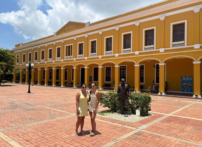 Picture 10 for Activity Walking sightseeing tour of Barranquilla 3