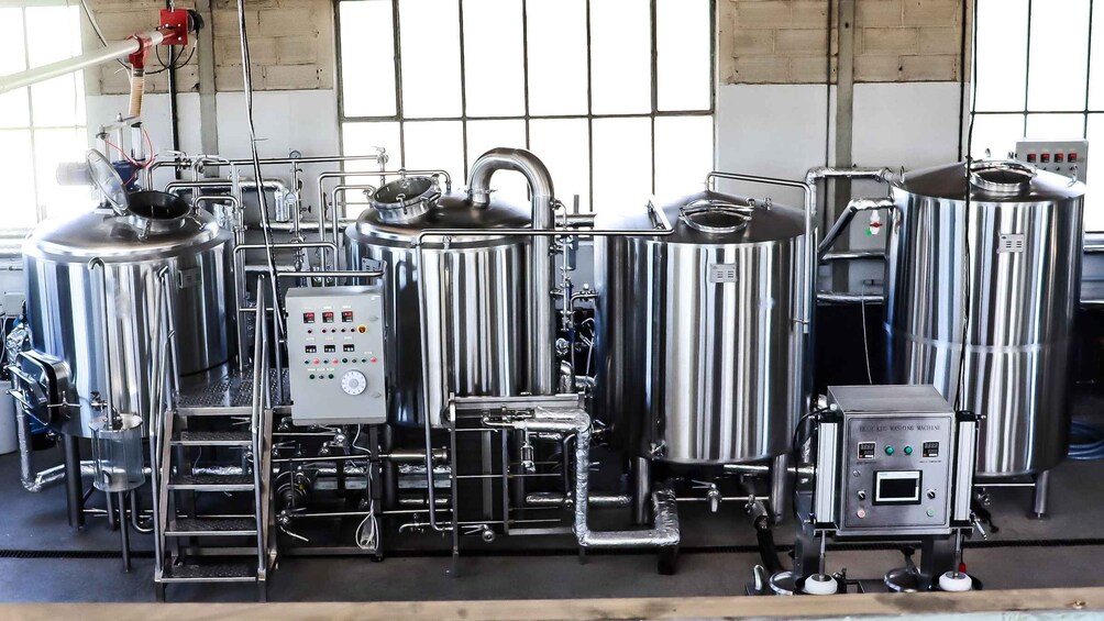 Picture 5 for Activity Castres: Burtonian Beers Brewery Tour with Tasting 3