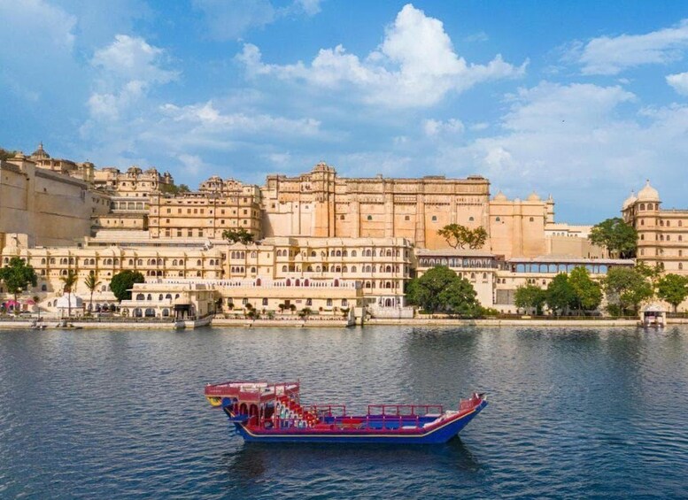 Picture 10 for Activity Explore Udaipur in One Day – Private Tour by Car With Guide 2