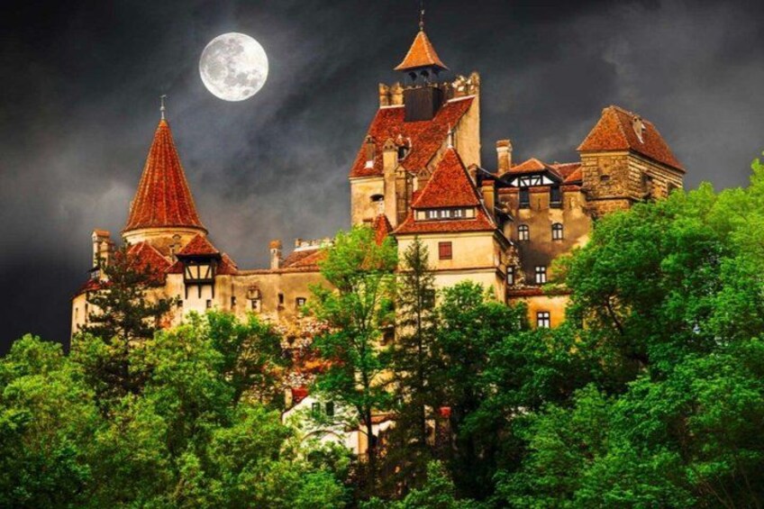 Poenari Fortress and Bran Dracula Castle Private Tour 4