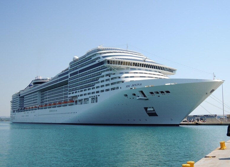 Picture 2 for Activity Excursion from Vigo to Santiago de Compostela - Cruise-ship passengers only 5