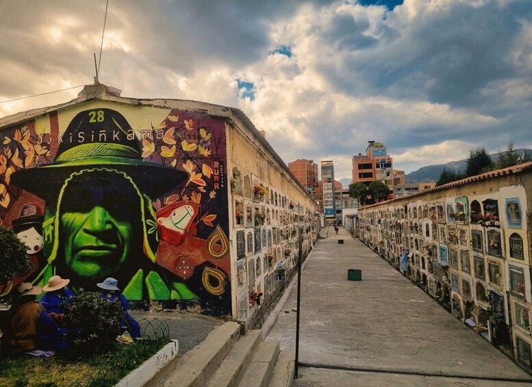 Cultural La Paz: Cemetery, Historic Center, and Cable Car 1