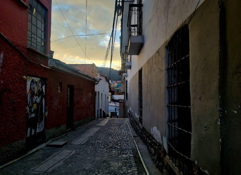 Picture 15 for Activity Cultural La Paz: Cemetery, Historic Center, and Cable Car 4