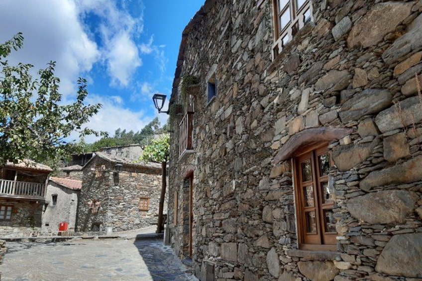 One Way Porto to Lisbon via Schist Villages with Hiking Option 1