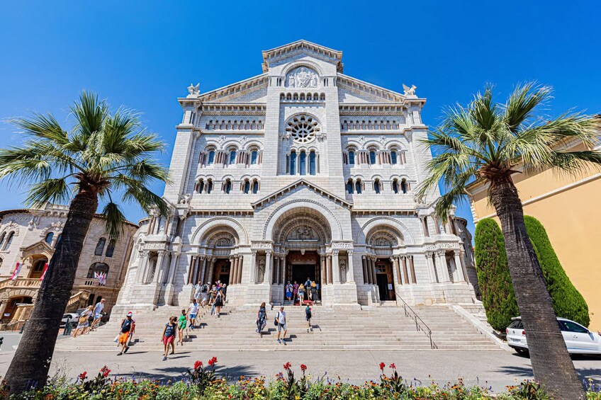 From Nice: Monaco & Monte-Carlo Guided Walking Tour by Train 2