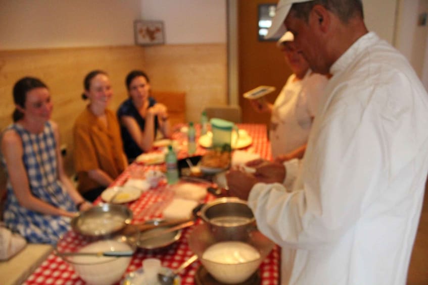 Picture 12 for Activity Matera: Mozzarella and Cheese tasting with a Cheesemaker 2