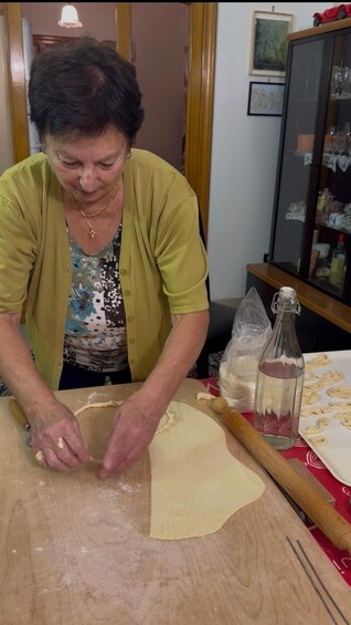 Picture 9 for Activity Orecchiette workshop, made strictly by hand 3