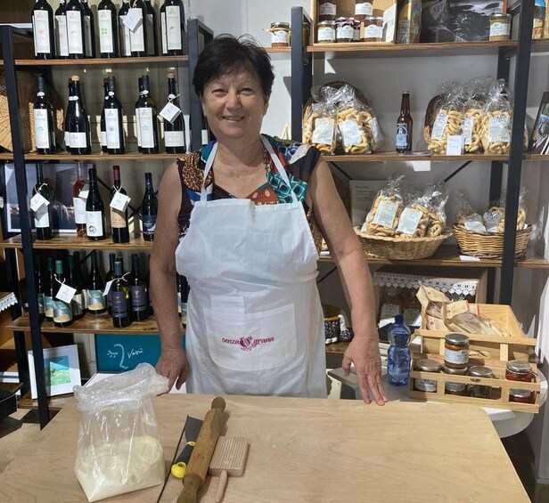 Orecchiette workshop, made strictly by hand 1