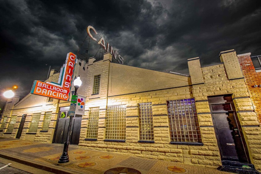 Picture 2 for Activity Tulsa Twilight Terrors Ghost Tour 2