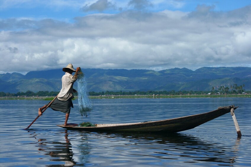 The Inthar Life in Inle Lake