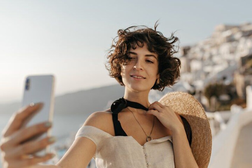 Unlimited Internet with e SIM Mobile Data in Greece 3