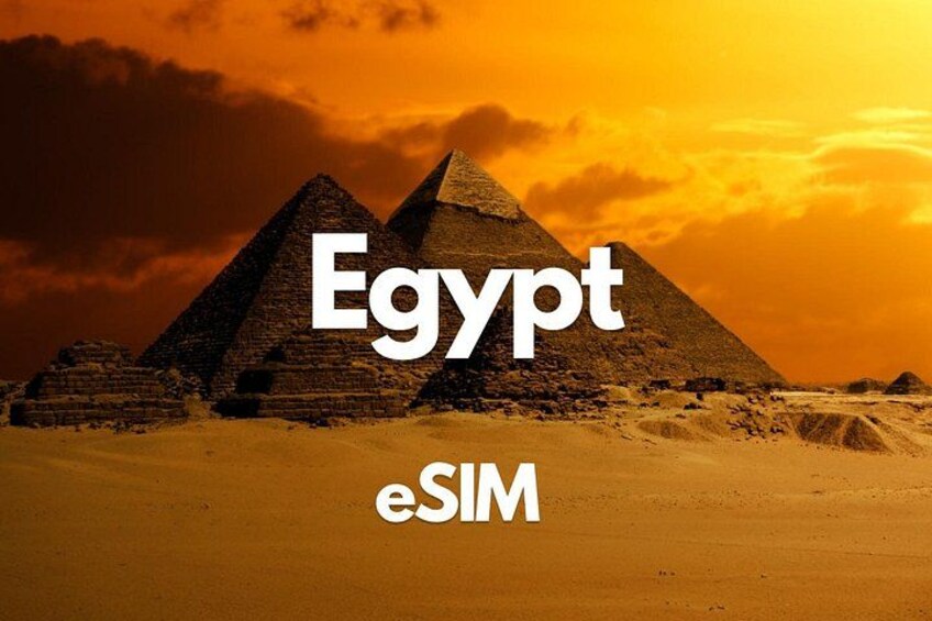 The Great Pyramids of Giza at sunset. 1