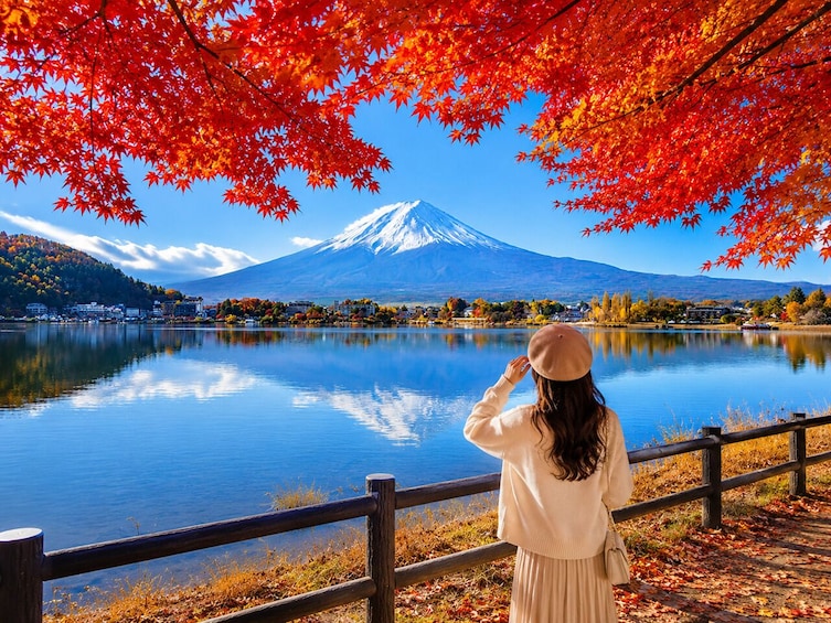 From Tokyo: Mt. Fuji, Oshino Hakkai & Gotemba Outlets 1Day Bus Tour 2