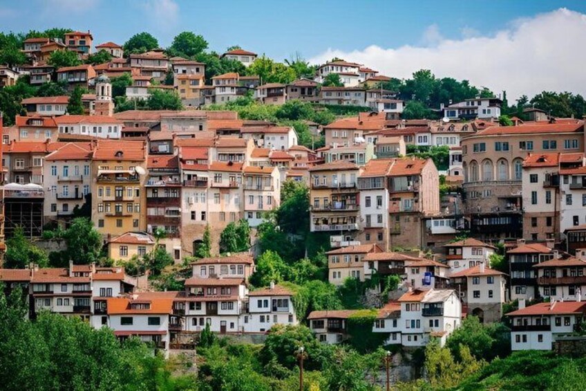 2 Day Veliko Tarnovo and Arbanasi Guided Tour from Sofia 3