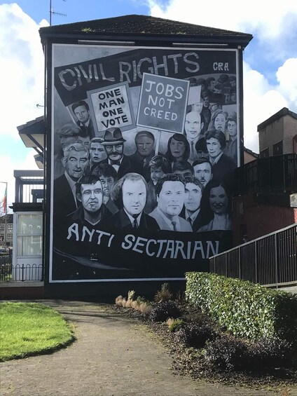 Picture 2 for Activity Bogside Political Tour 3