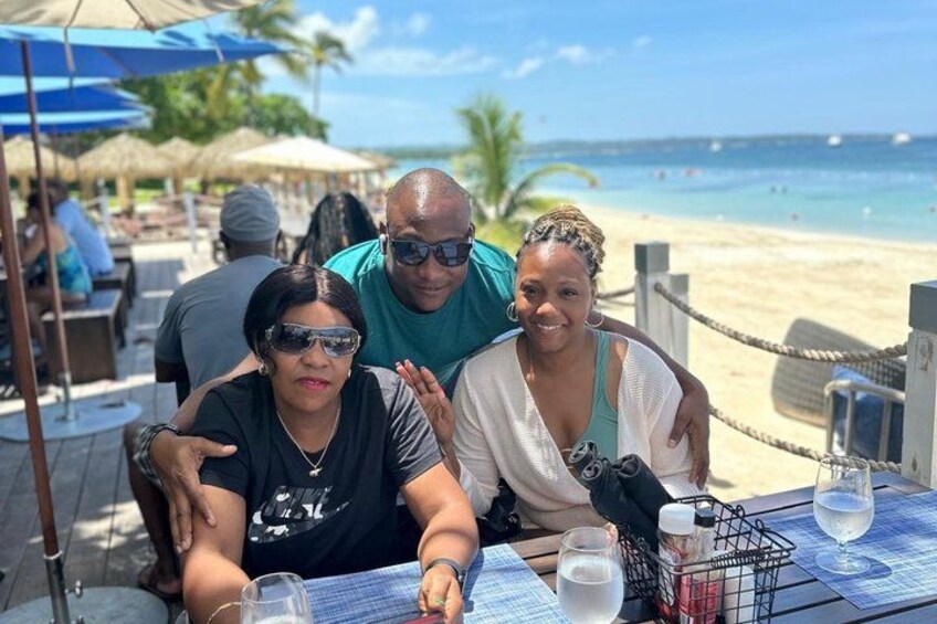 A beachside restaurant with a view of the ocean. 5