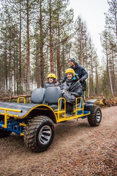 Picture 4 for Activity Kemijärvi: Husky Farm Visit with Wagon or Sled Ride 2