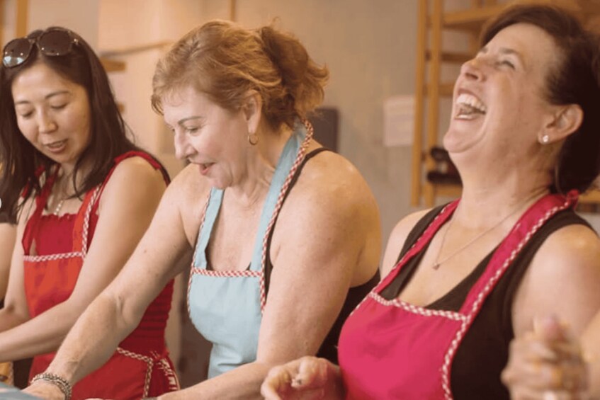 Picture 5 for Activity Surf City El Zonte: Pupusa Cooking Class with Local Cooks 3