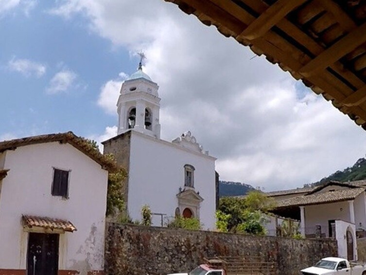 San Sebastian del Oeste tour