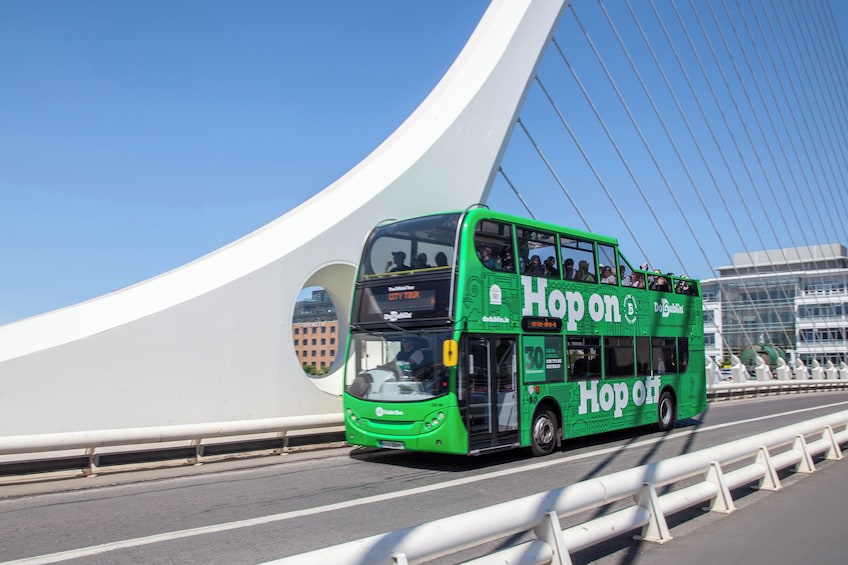 DoDublin - The Original Hop-on Hop-off Bus Tour with LIVE COMMENTARY 4