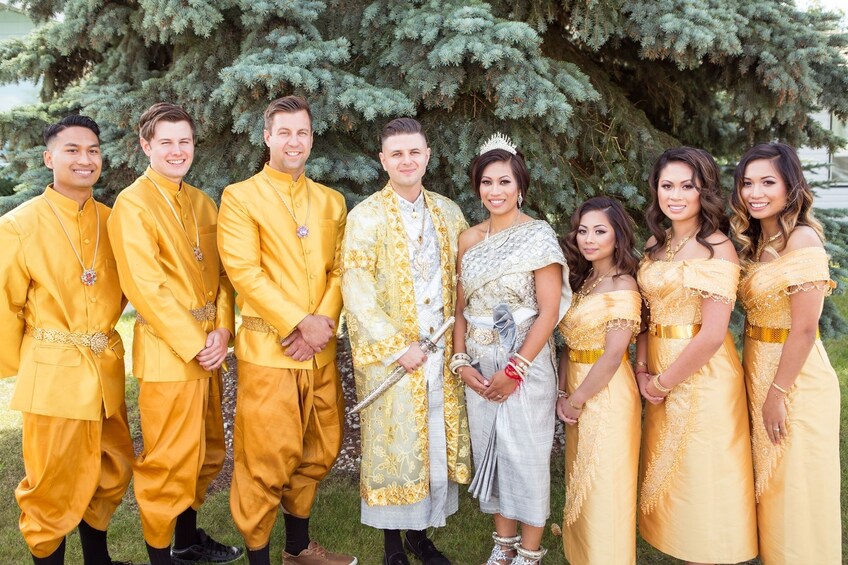 Wedding party photos in Krong Siem Reap

