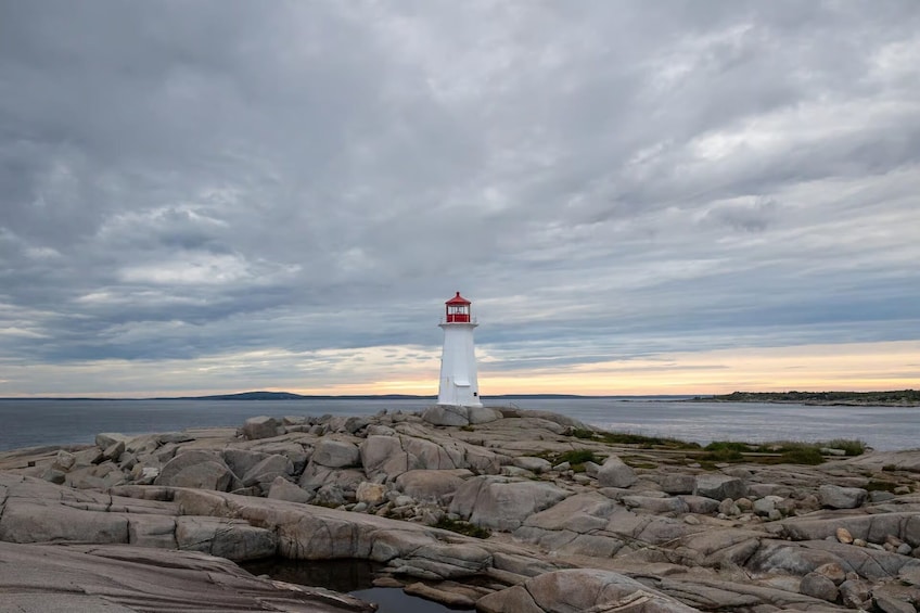 Halifax Premium Driving Tour: Peggy's Cove, Citadel & Titanic Cemetery 2