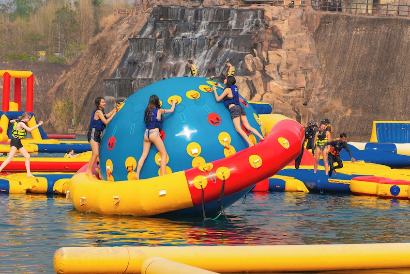 Grand Canyon Water Park Chiang Mai: All-Day Entry Pass & Activities 4