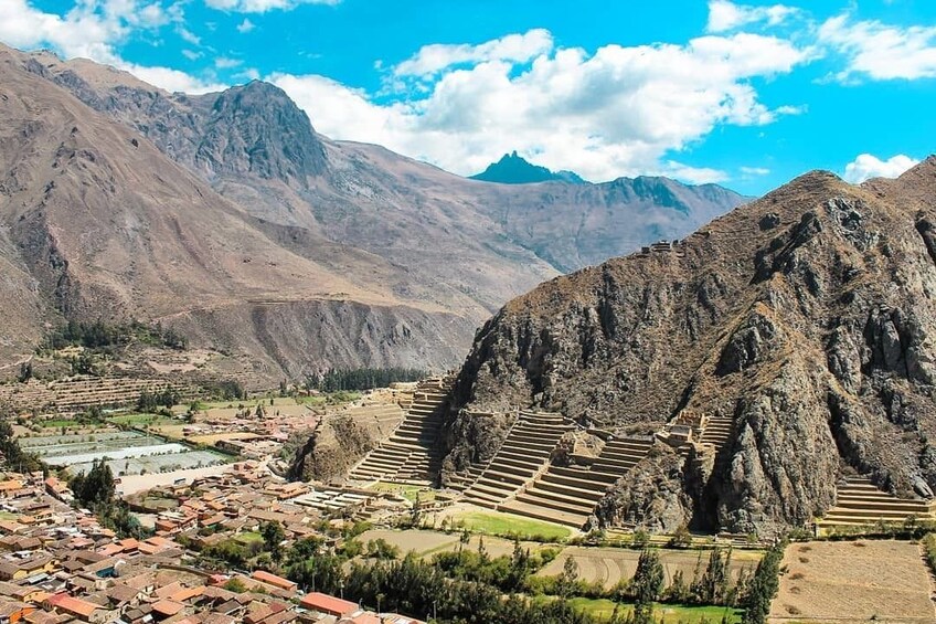 Machu Picchu and the Sacred Valley Tour from Cusco 2 days