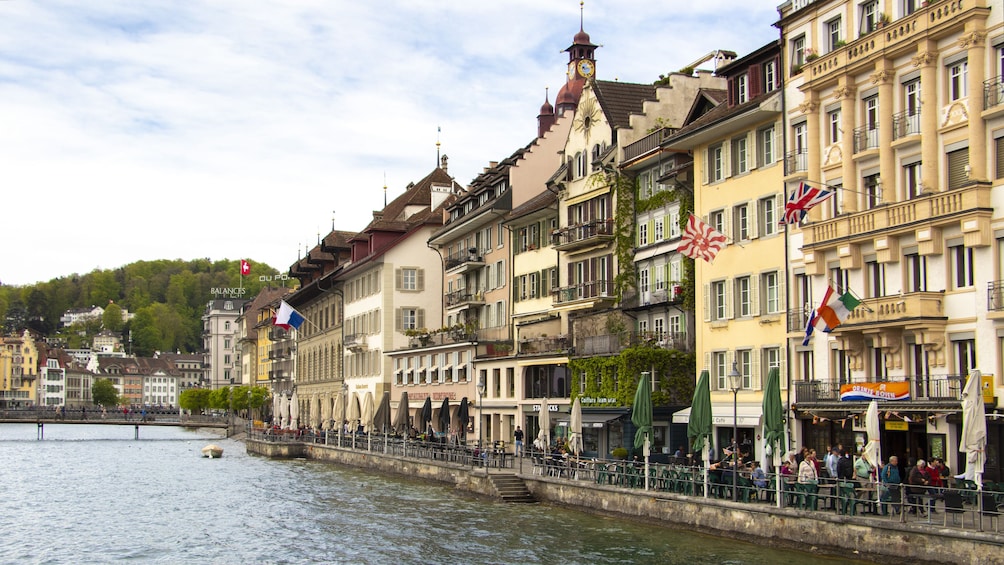 Historical Walk through Lucerne with a Local 5
